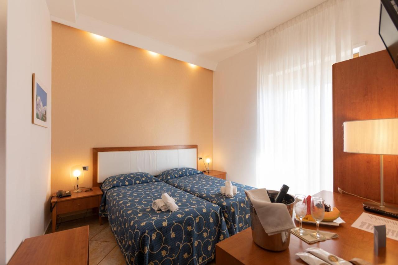 Hotel Aurora E Del Benessere Santa Cesarea Terme Luaran gambar